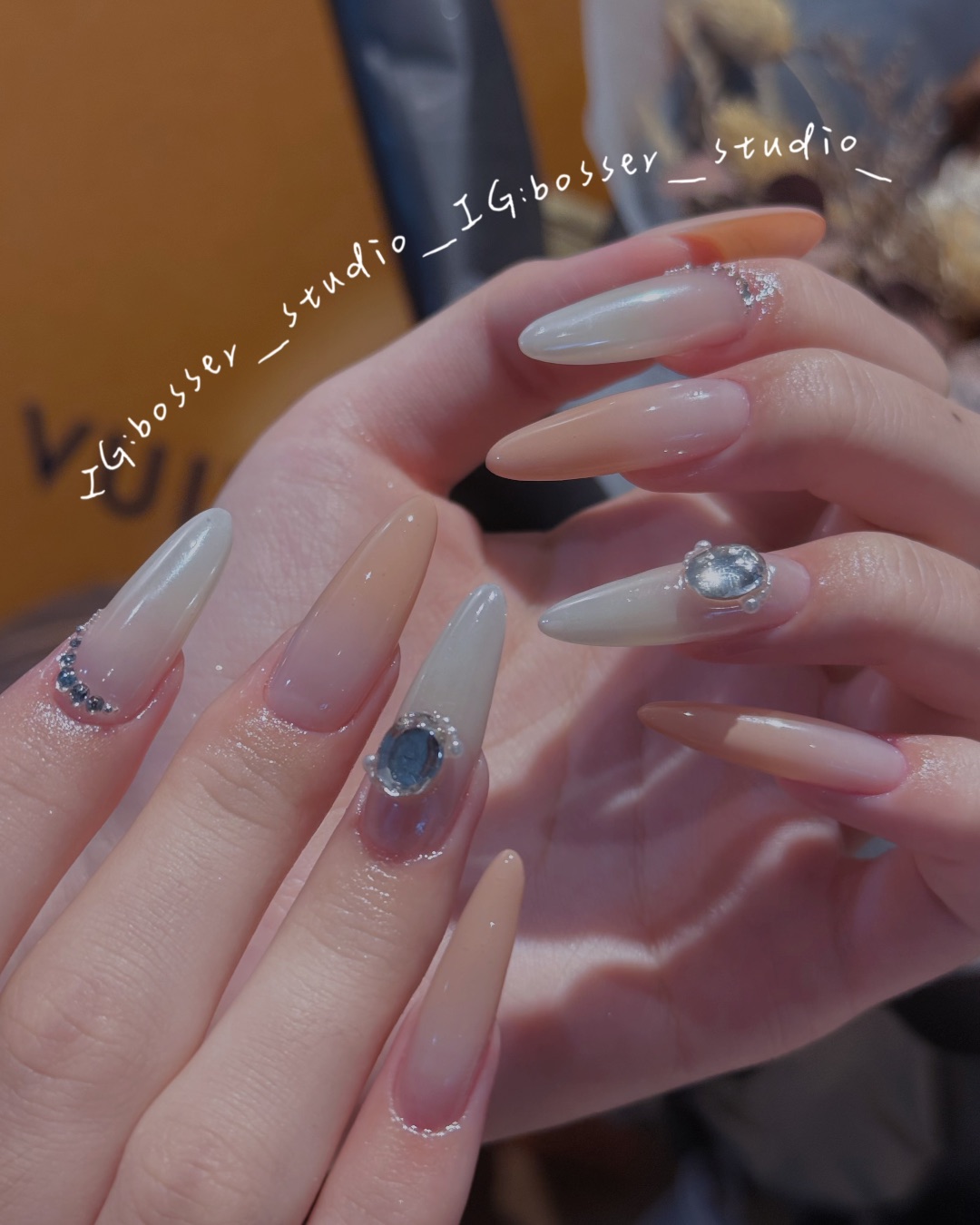 海莉是神✨，美甲作品