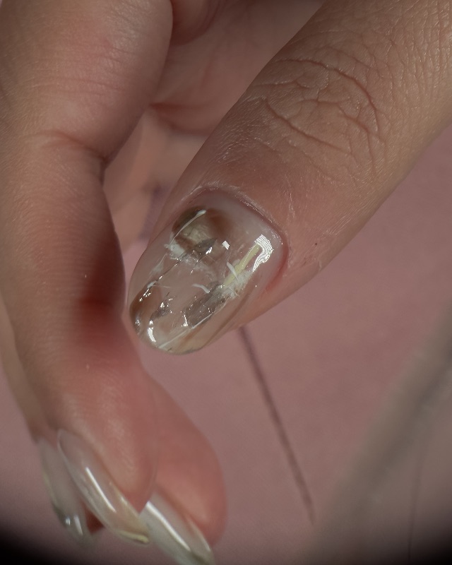 🤎🤍，美甲作品照片 2