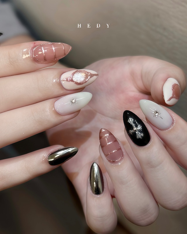 甜酷辣妹風🏴‍☠️，美甲作品照片 2