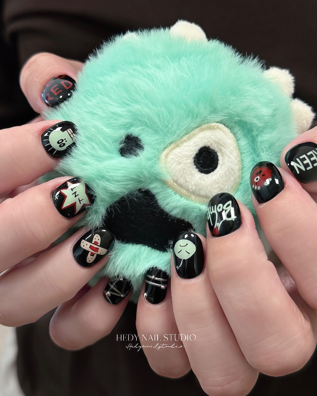 💚CORTIS應援甲🖤，美甲作品照片 2