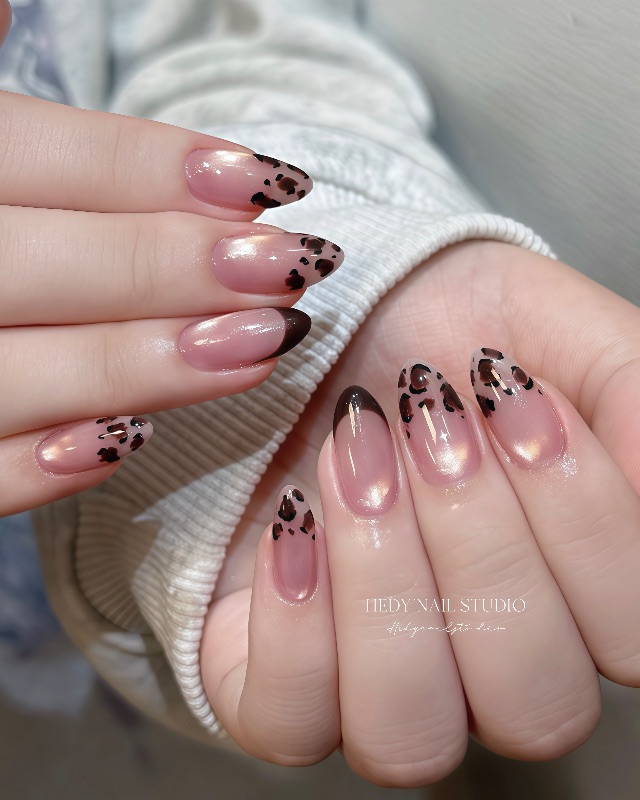 豹紋🐆，美甲作品照片 2