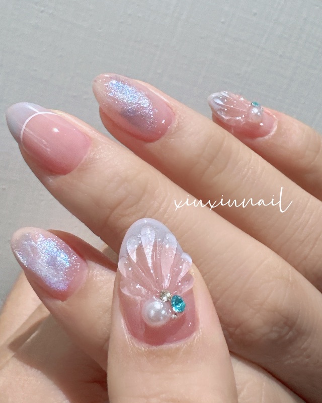 暈染鑽飾立體,美甲作品