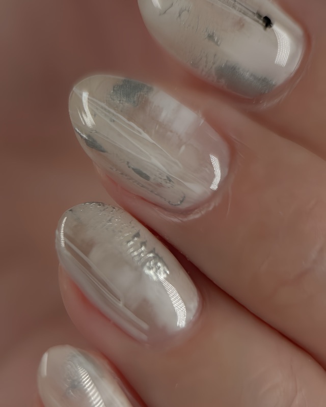 知性與溫柔，美甲作品照片 4