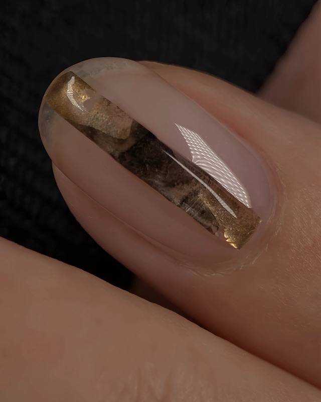 黑與金,美甲作品