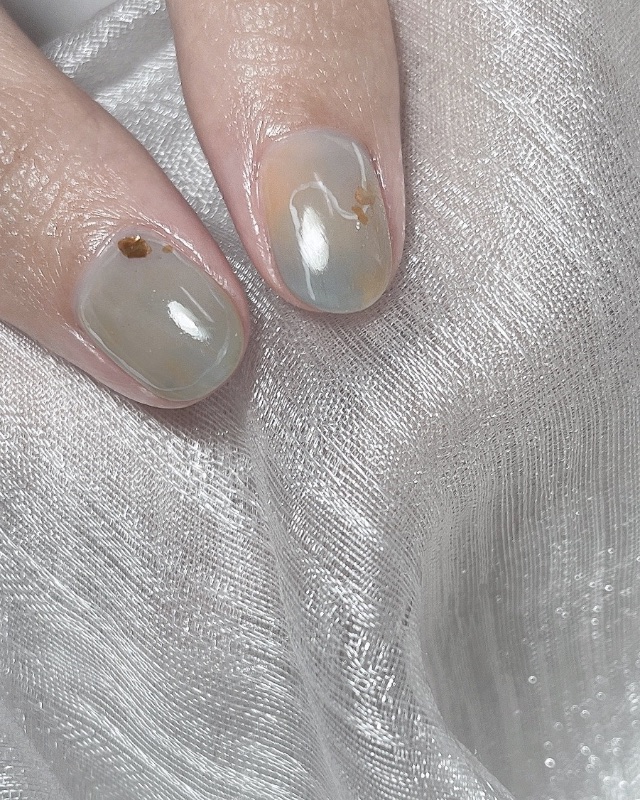 雲霧藍調，美甲作品照片 2
