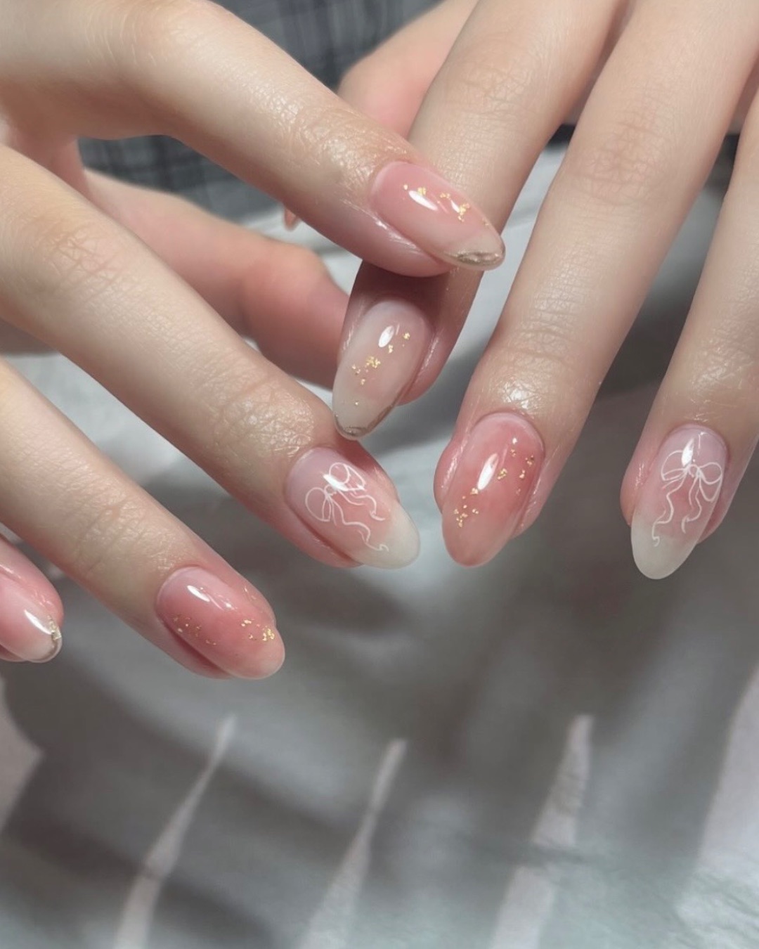 蜜桃緞帶，美甲作品