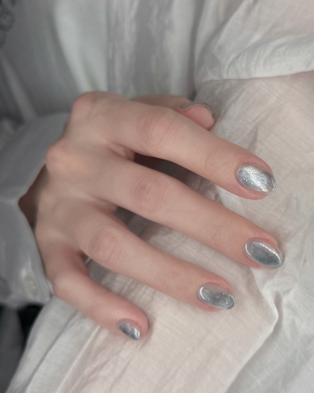 凝銀，美甲作品照片 2