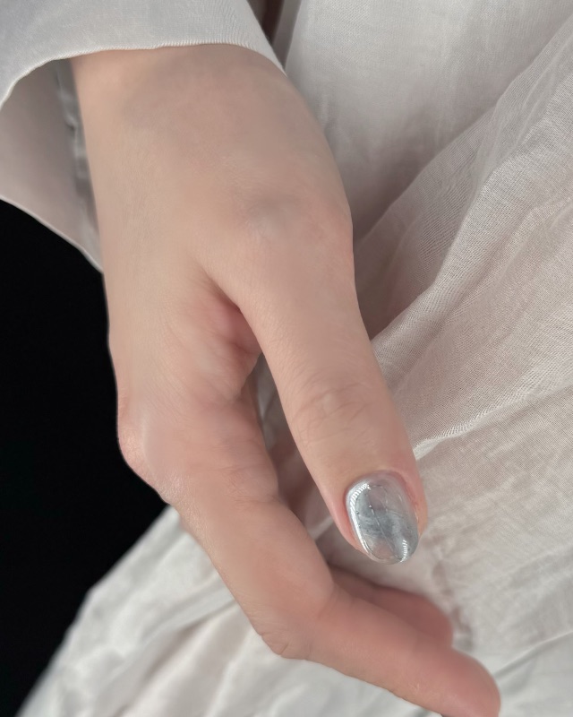 凝銀，美甲作品照片 3