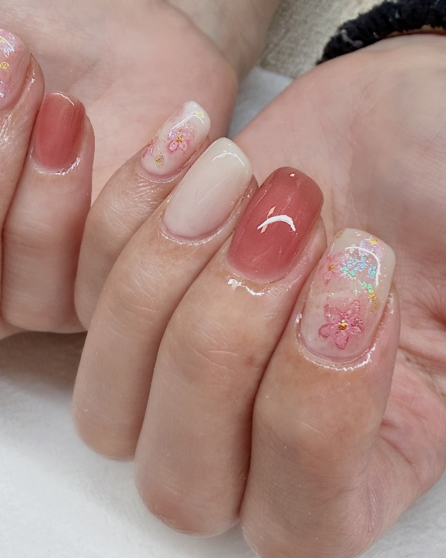 春日櫻語，美甲作品