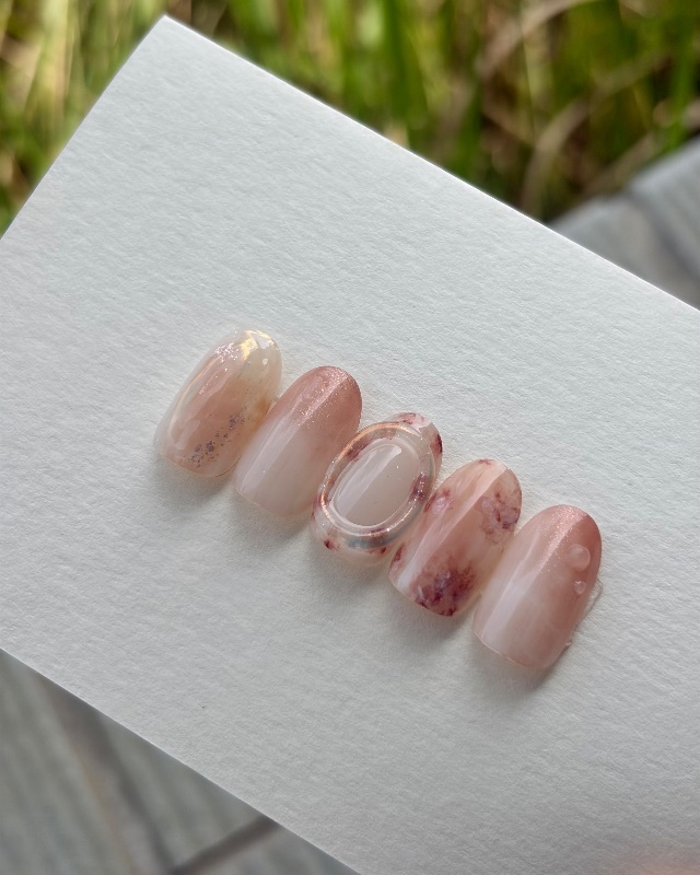 蜜桃微醺，美甲作品照片 2