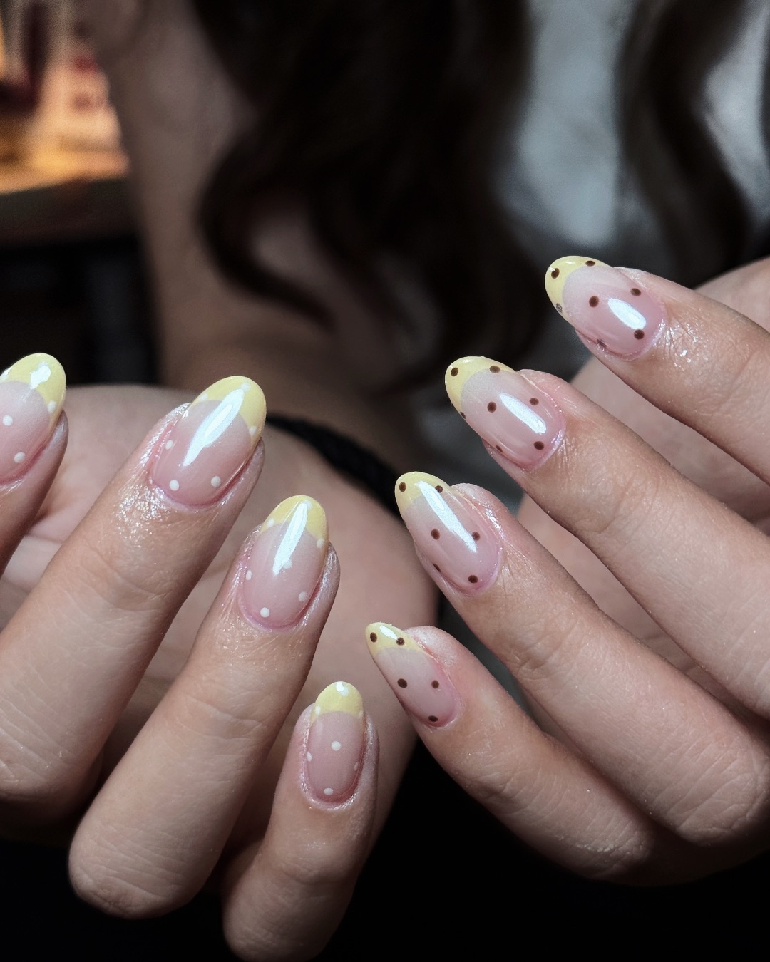法式點點海莉造型，美甲作品