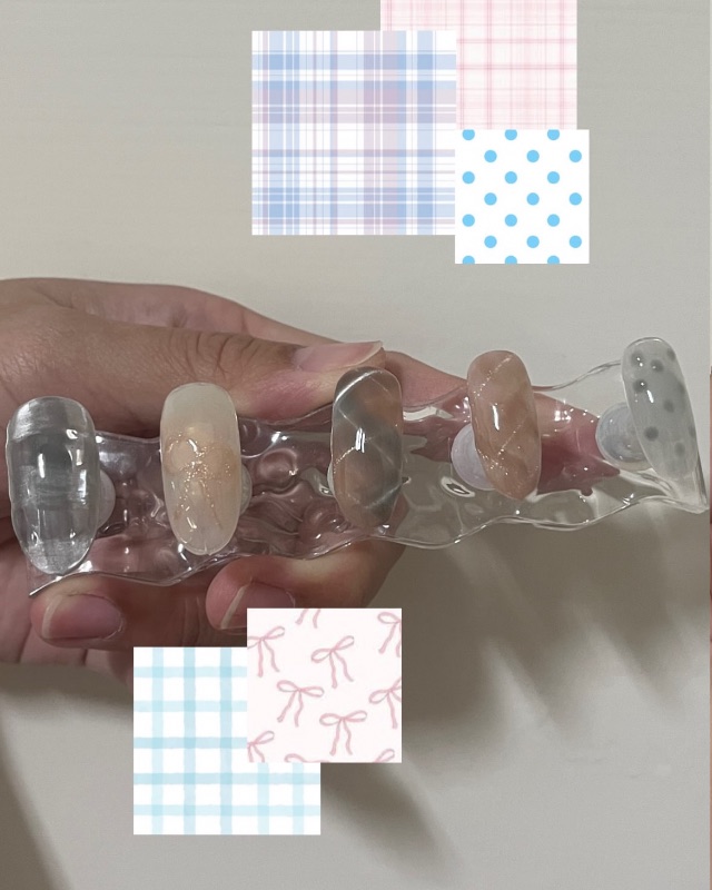 冰透格紋，美甲作品