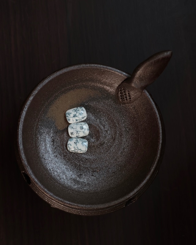青瓷，美甲作品照片 3