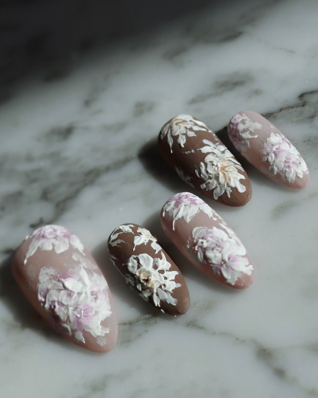 繁花，美甲作品