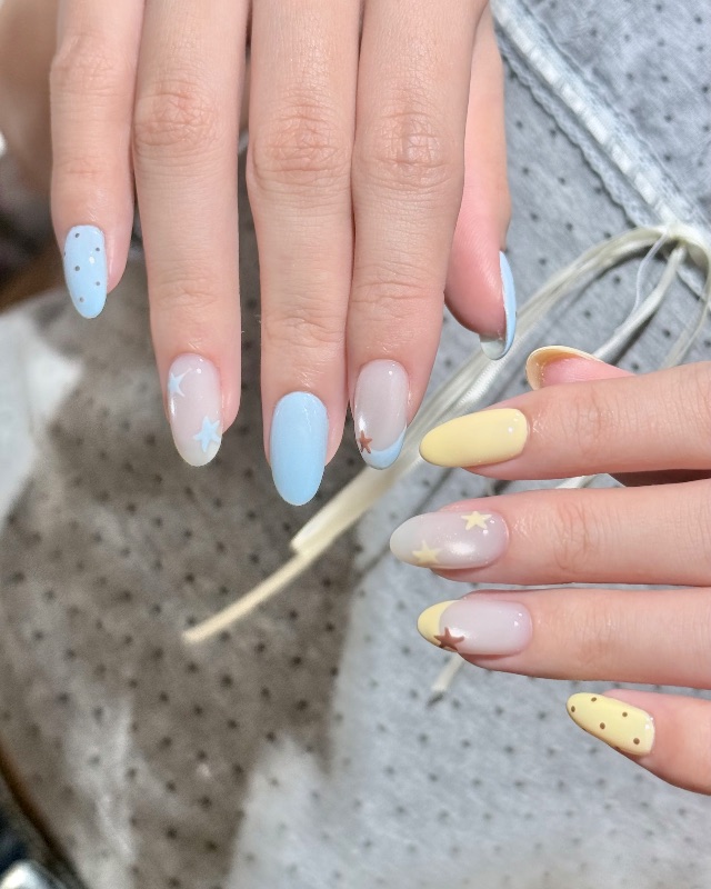 多巴胺法式美甲，美甲作品