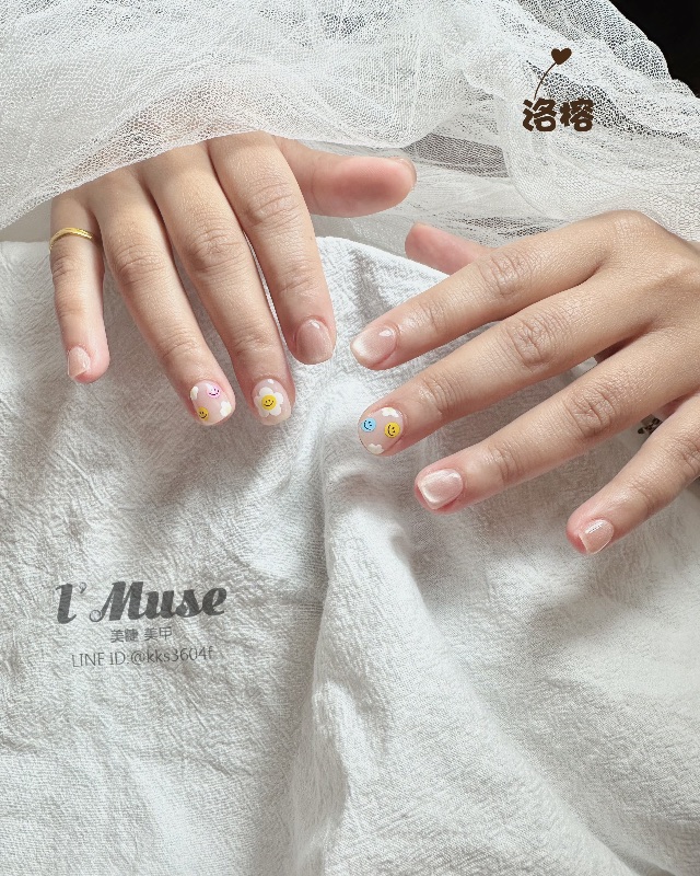 小花，美甲作品