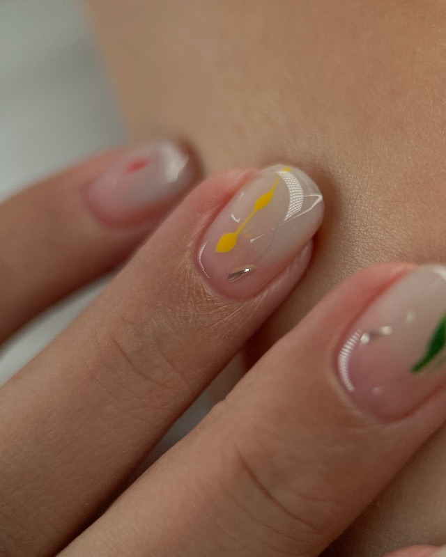 💛❤️💚,美甲作品