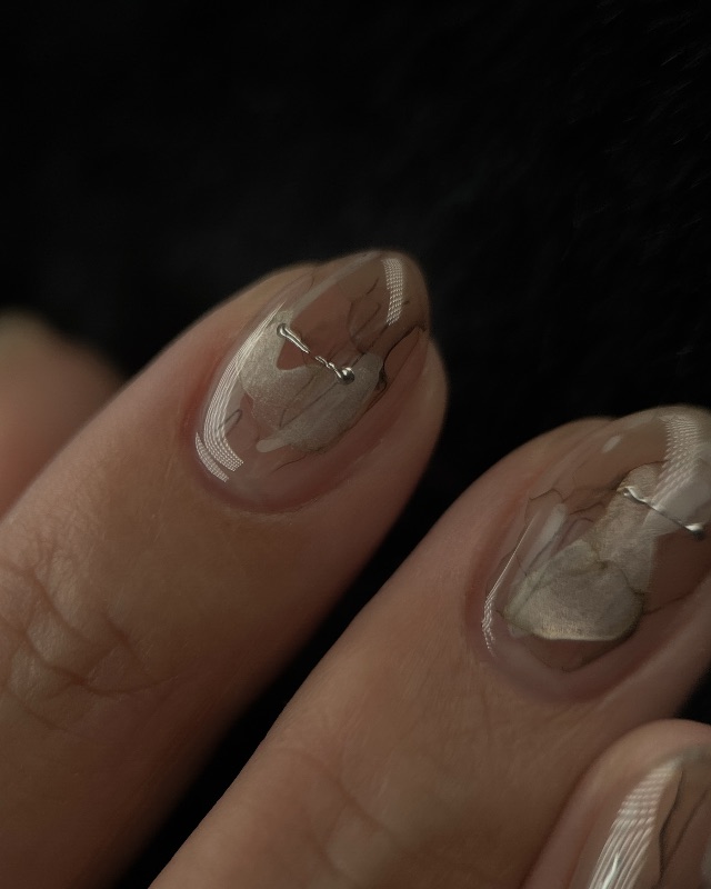 秋鏽，美甲作品照片 2