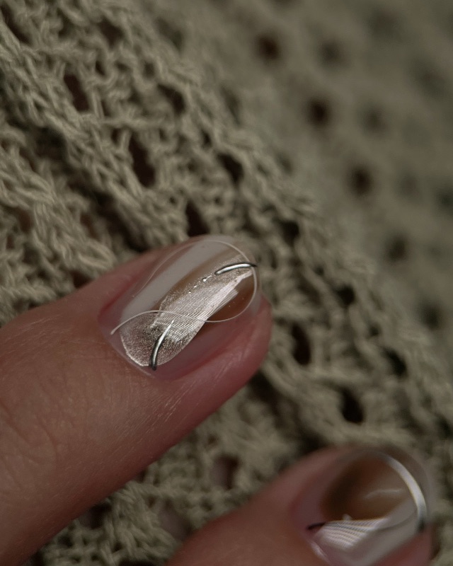 簡約、金屬、線條,美甲作品