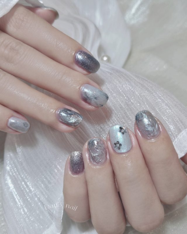 冷調銀灰藍ꕀ˖✧，美甲作品