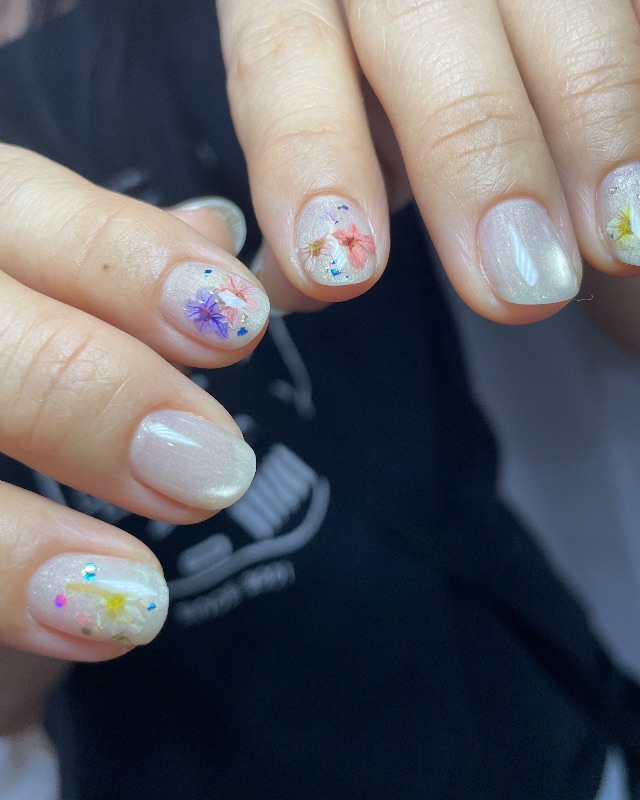 簡單造型，美甲作品照片 2