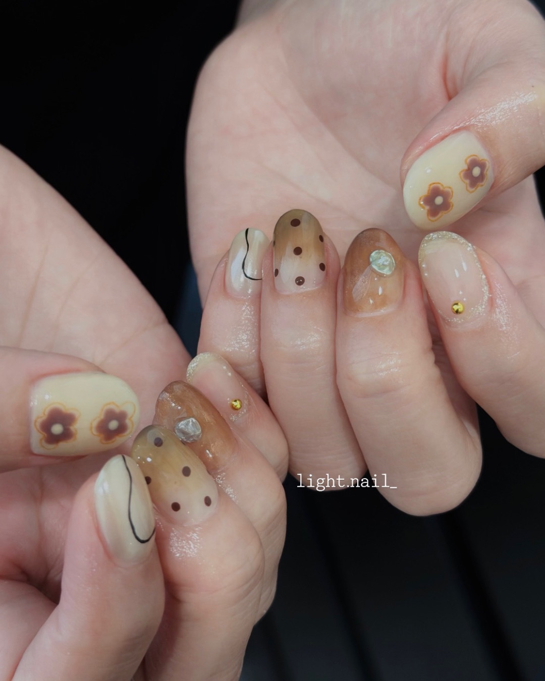 復古焦糖花圈🍩，美甲作品