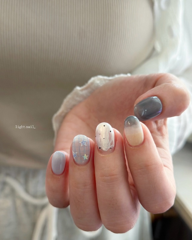 霧藍星辰間🌁，美甲作品照片 2