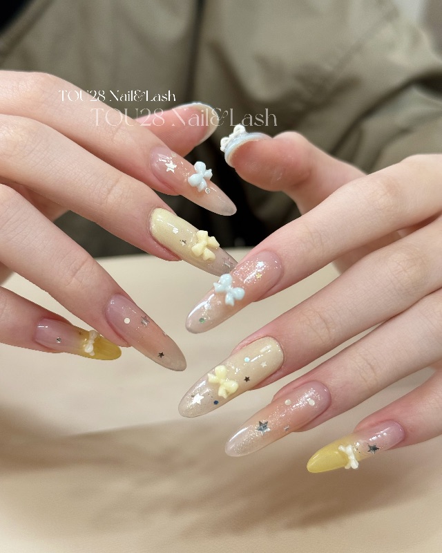 星空奶油派，美甲作品