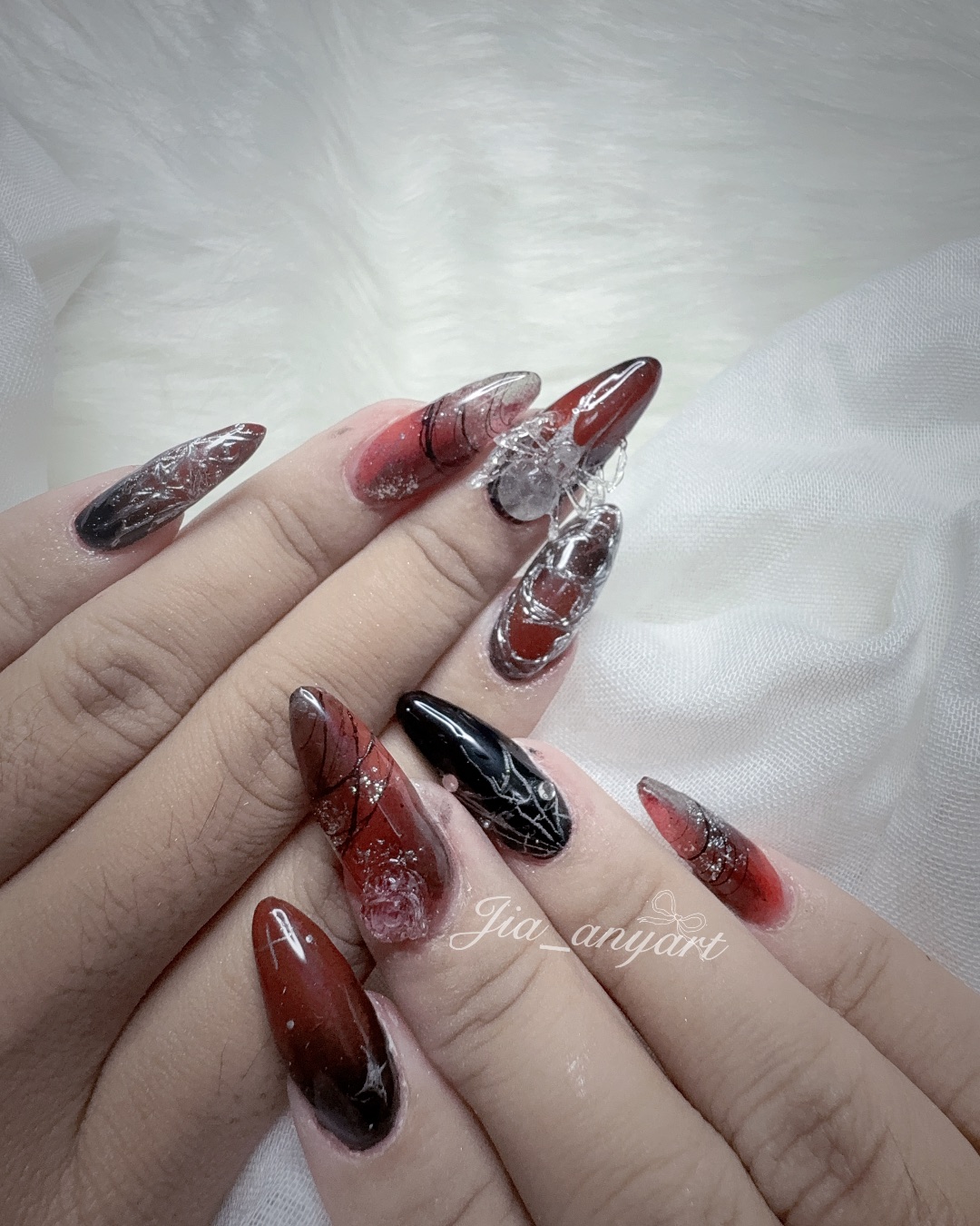 萬聖節紅黑渲染，美甲作品