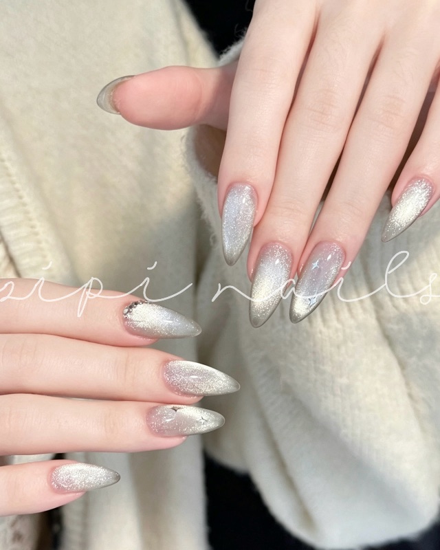銀色貓眼💍✨，美甲作品