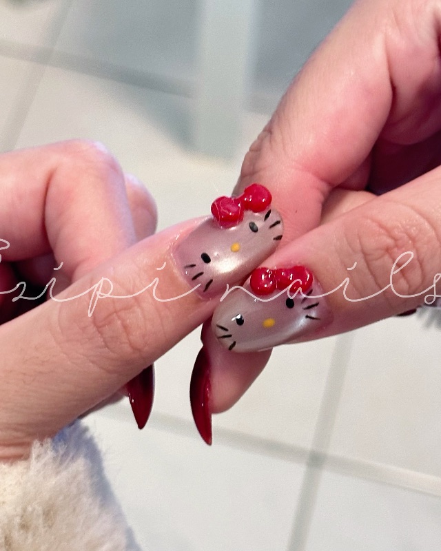 紅色凱蒂喵🎀，美甲作品照片 3
